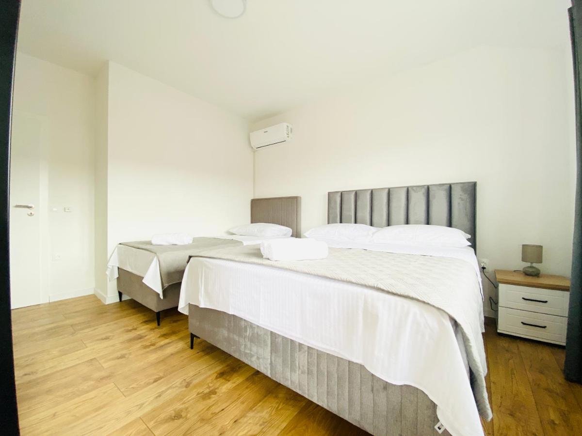 West Apartments Zadar Eksteriør bilde