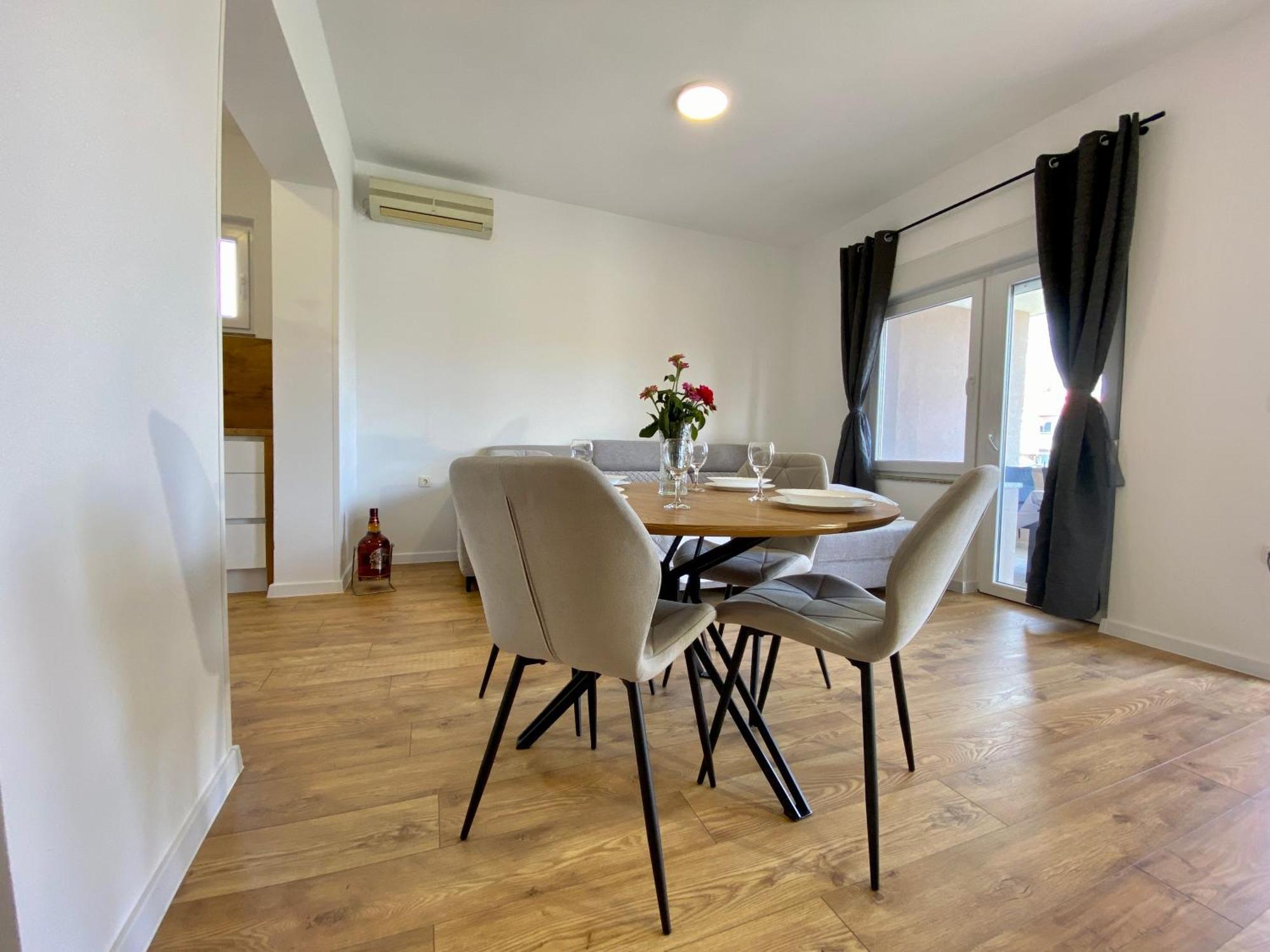 West Apartments Zadar Eksteriør bilde