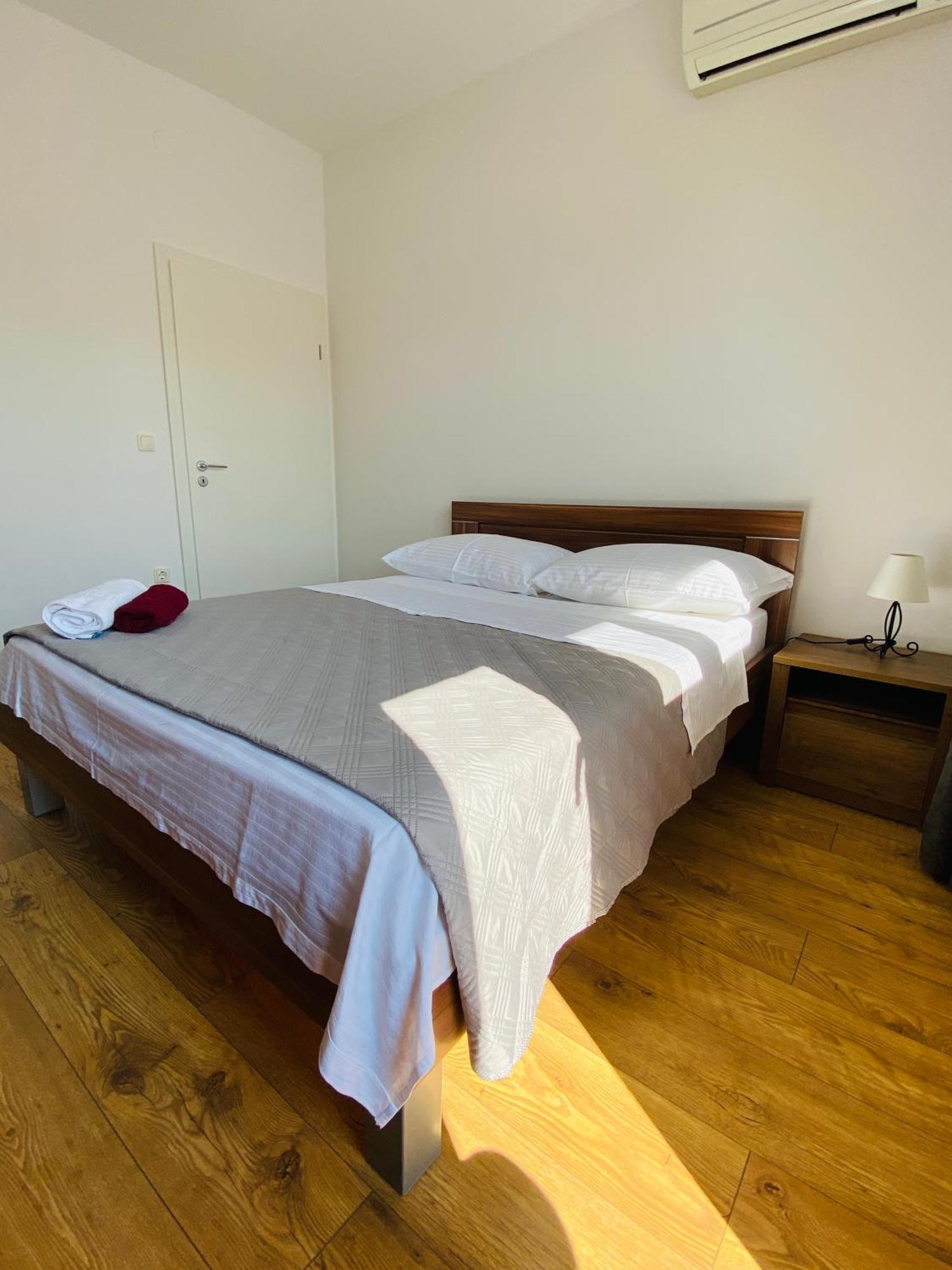 West Apartments Zadar Eksteriør bilde