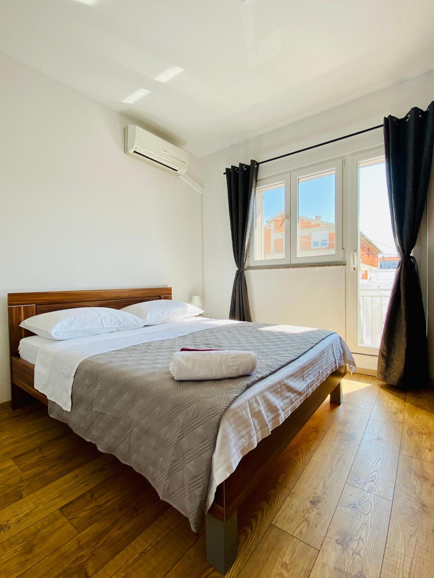 West Apartments Zadar Eksteriør bilde