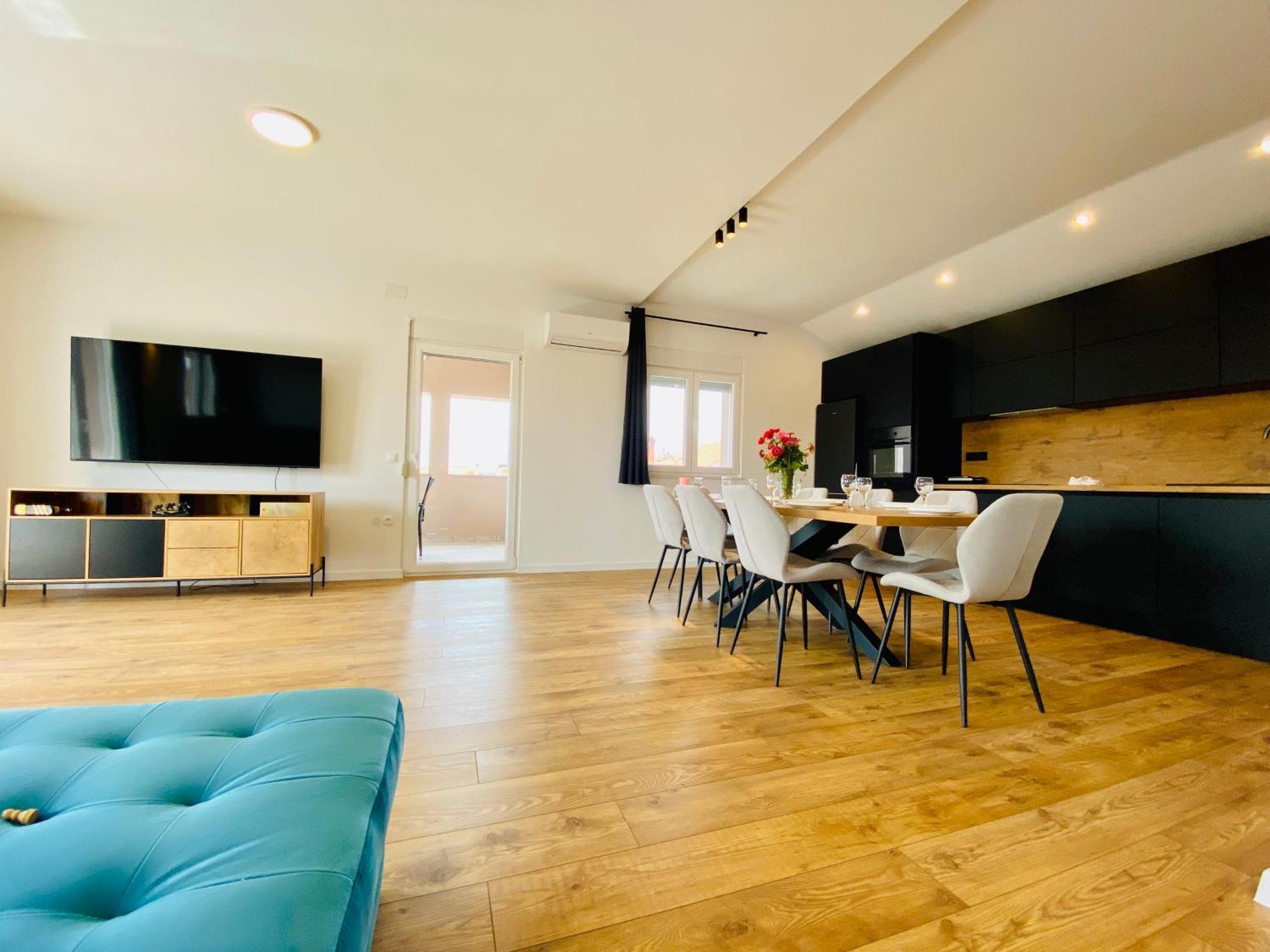 West Apartments Zadar Eksteriør bilde